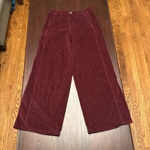 Celebrity Pink maroon corduroy wide leg pants size 9/29